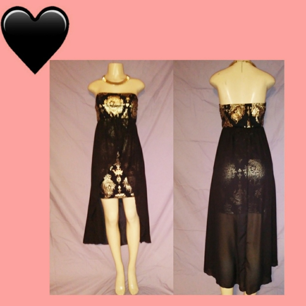 🎁Stunning Holiday mini black dress